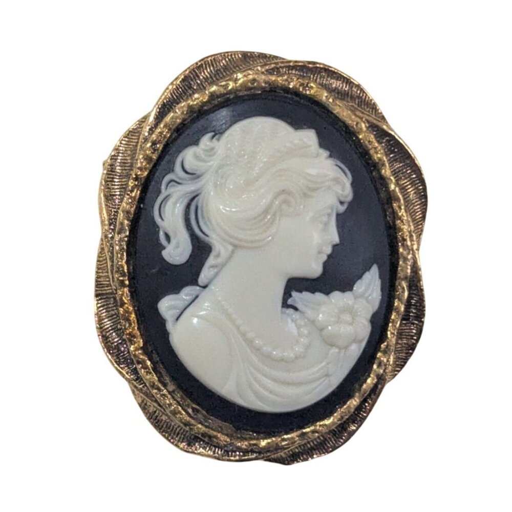 Vintage Gold Tone Lady Cameo Brooch Pin 1.5” Elegant Victorian Revival Jewelry D